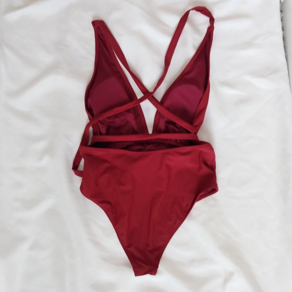 Cupshe wrap around bathing suit NWT - Picture 4 of 5